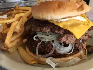 Hamburger Inn