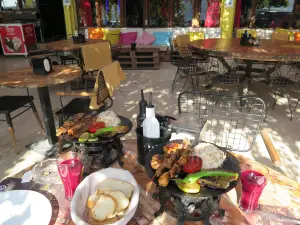 Kayas Wine House