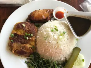 'T VAT Sidewalk Cafe