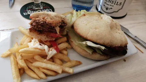 Barych Bistro in マオー
