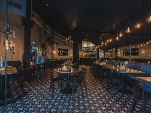Barentz Gastropub