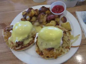 Maddies Bagel and Eatery