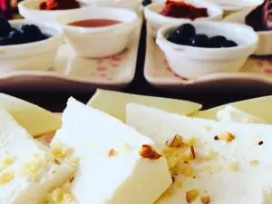 Cafe Nili Saklı Bahçe