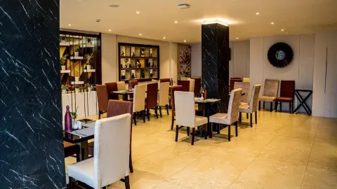Café Western by Best Western Dalhousie in 昌巴
