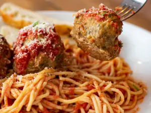 Ava's Pizzeria & Wine Bar