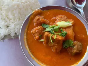 Himalayan Curry & Kebob