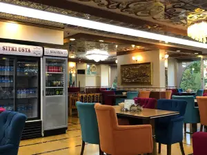 Meshur Sitki Usta Kadayif & Kunefe Salonu