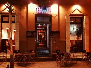 Zeppelin Resto Bar