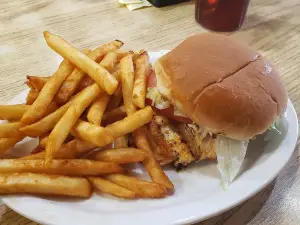 Earl G Dumplin's
