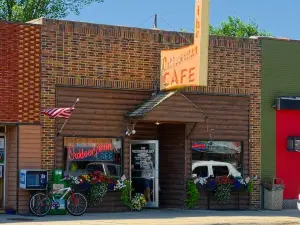 The Outdoorsman Cafe