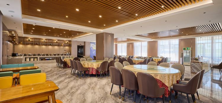 索性飯店（烏蘭布統景區店）·克旗紅山軍馬場怡人山莊