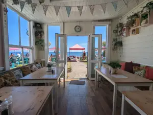 Island View Cafe
