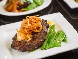Bistro 933