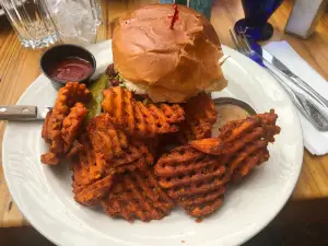 Lunada Garden Bistro - Cayucos, CA