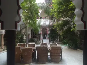 Hotel Sai Baba Haveli & Restaurant