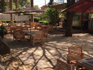 Smokey's Restaurant And Lounge