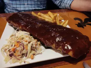 El Hefe Bar + Kitchen