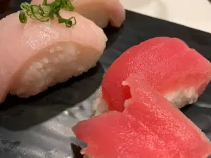 Nomzilla! sushi et cetera