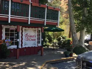 Reimer's Candies and Gifts