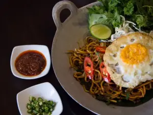 Tanah Aina Cafe