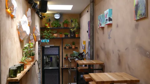 POW WOW COFFEEqol, in Augsburg