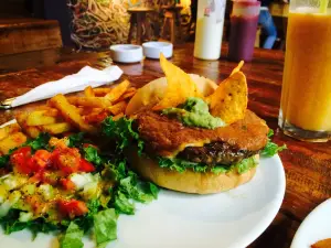 Palate Pizza & Burger Bar Machupicchu