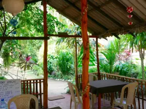 Maheshee Home Restaurant