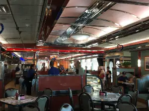 Lighthouse Diner