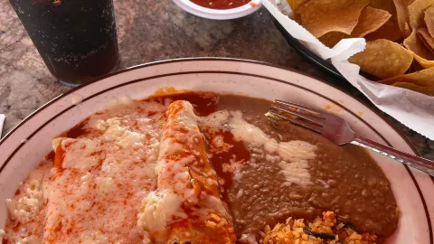 Pancho Villa Mexican Restaurant in カルペパー