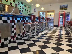 Mad Mary's Gift Shop & Soda Fountain