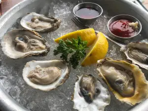 Brigantine Seafood & Oyster Bar