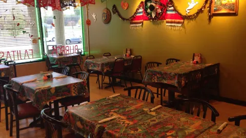 Lily's Mexican Restaurant in Hoffman Estates