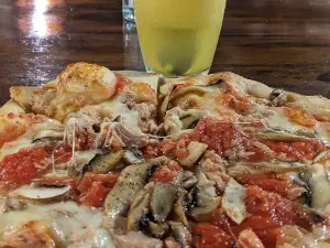 Alberto's - Pizzeria & Restaurante