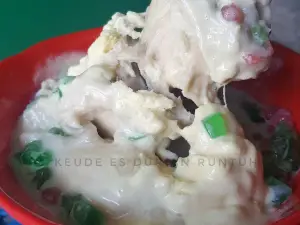 Keude Es Durian Runtuh Jember