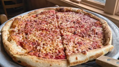 Dare Devil's Pizzeria in 斬魔山