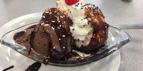 Leatherby's Family Creamery