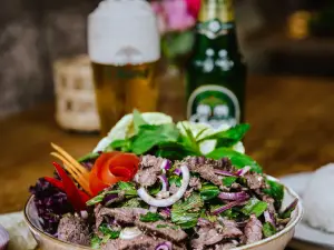 CHAANG NOI Authentic Thai Restaurant