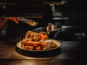 Bellys Bar N Grill