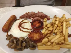 Rushmoor Cafe