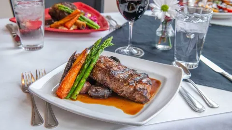 Vinny's Euro American Cuisine in Frisco