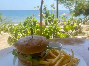 Mocambo Beach Bar