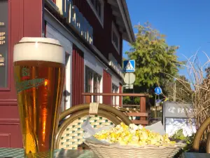 O'Learys Mora