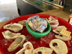 Snappers Bar & Grill