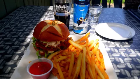 The Huron Club in Simcoe County