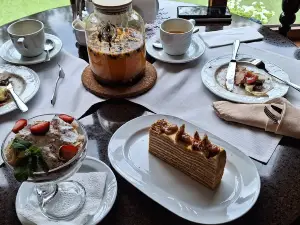 Koritsa Cafe