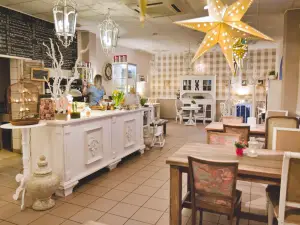 Kukuryku Lunch Bar & Shop
