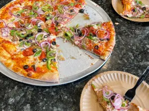 Pavone's Pizza & Eatery