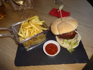 Linton Hotel & Steak House