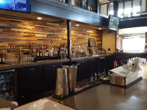 Lake Bomoseen Lodge Taproom