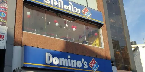 Dominos